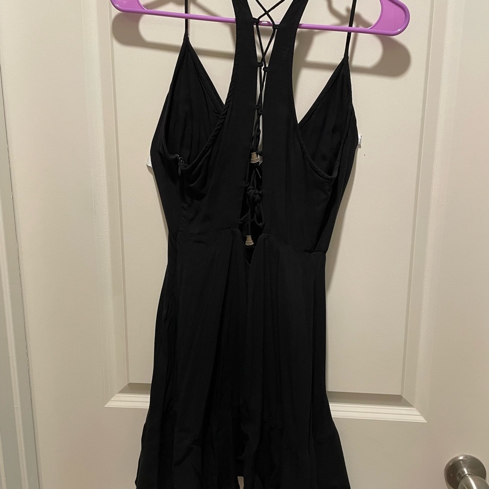 Urban outfitters little black Dress
Size small- removed tag
Functioning zipper